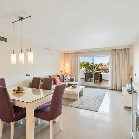 Cozy In With Kitchenette Apartment Estepona